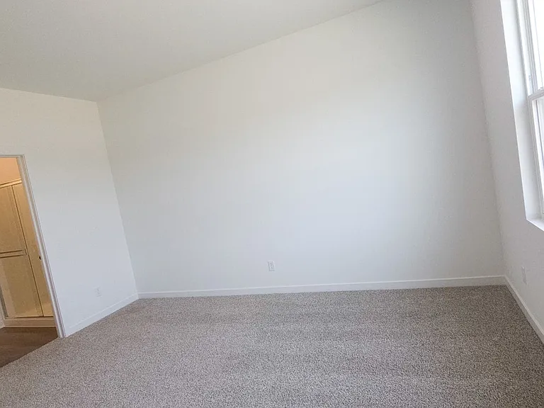 4176 Viceroy St — Photo 6