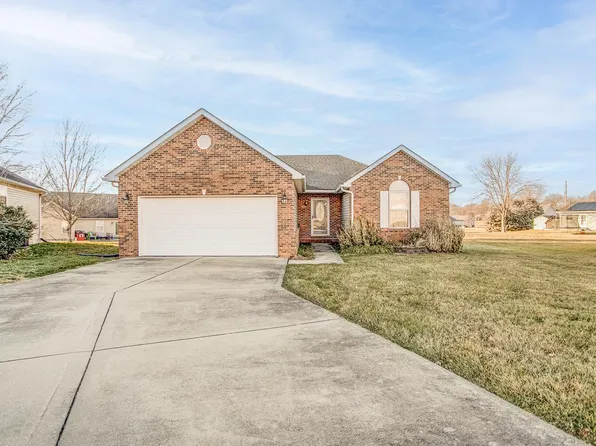 906 Angela Ct, Jerseyville, IL 62052