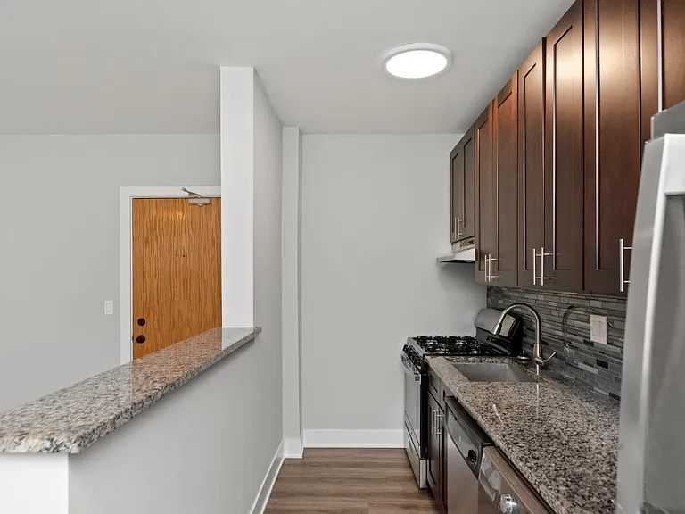 447 Roger Williams Ave #730-15 — Photo 6
