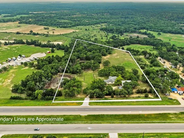 1389 Highway 290 E, Elgin, TX 78621