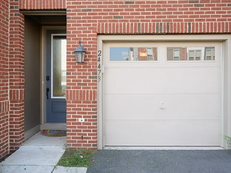 24473 Juniper Wood Ter — Photo 2