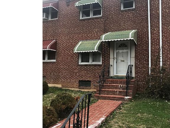 2nd image of 2911 W 3rd St