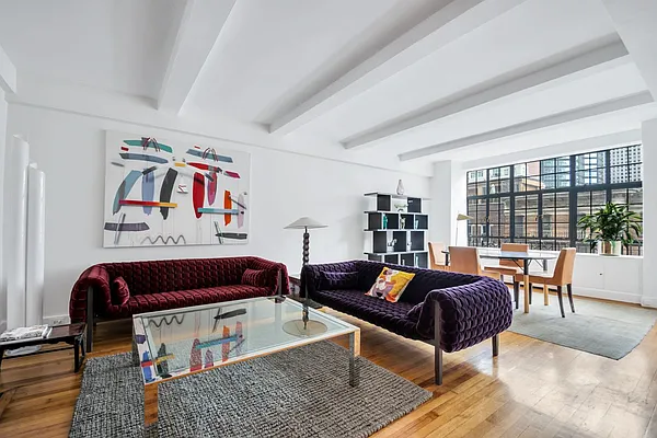 Sold by Compass | media 17