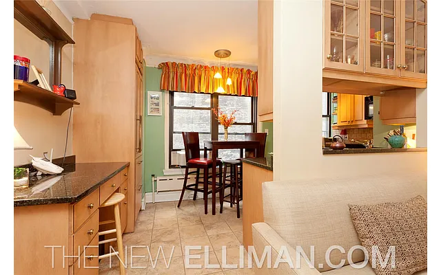 Sold by Douglas Elliman | media 8