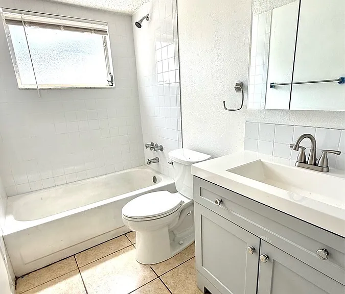 8447 Paxton Dr — Photo 16