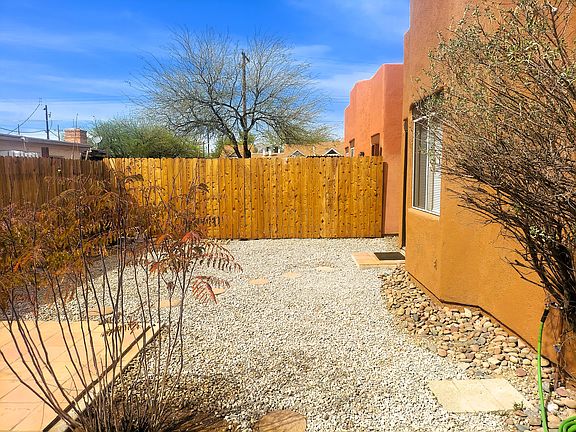 2nd image of 2727 N Flanwill Blvd #2