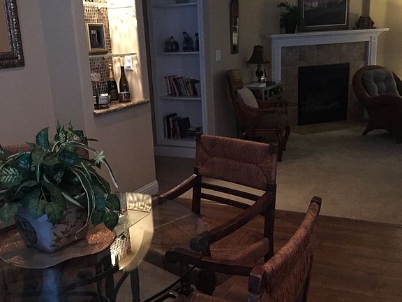 Gas Fireplace+ Built-ins