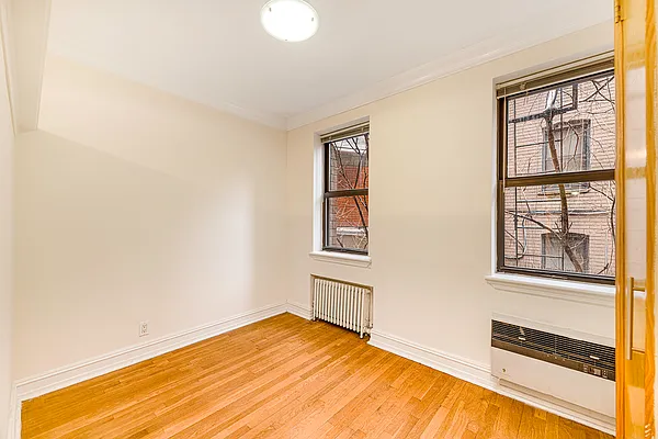 Rented by Bond New York | media 10