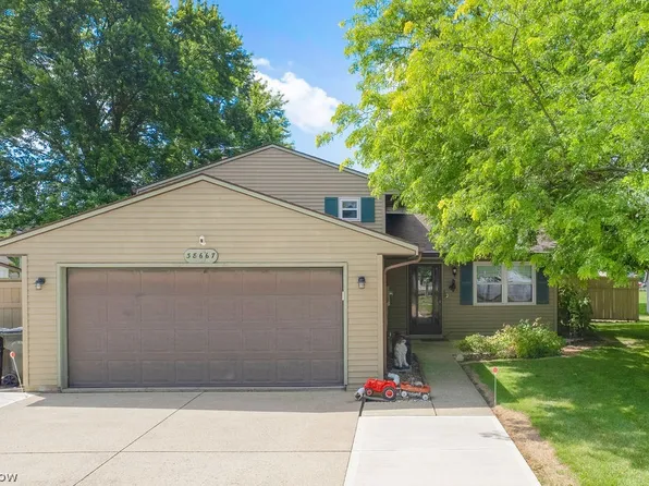 38667 Chestnut Ridge Rd, Elyria, OH 44035