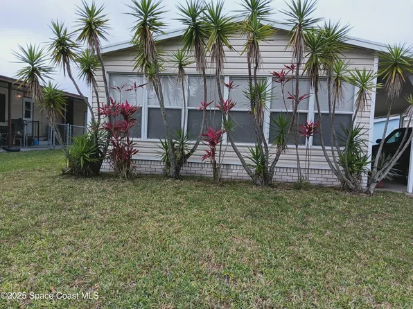 1223 Iriquois Dr, Barefoot Bay, FL 32976