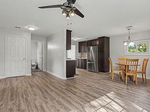 5th image of 181 Silver St
