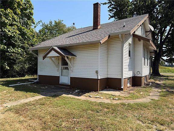 4th image of 11220 N 450th St