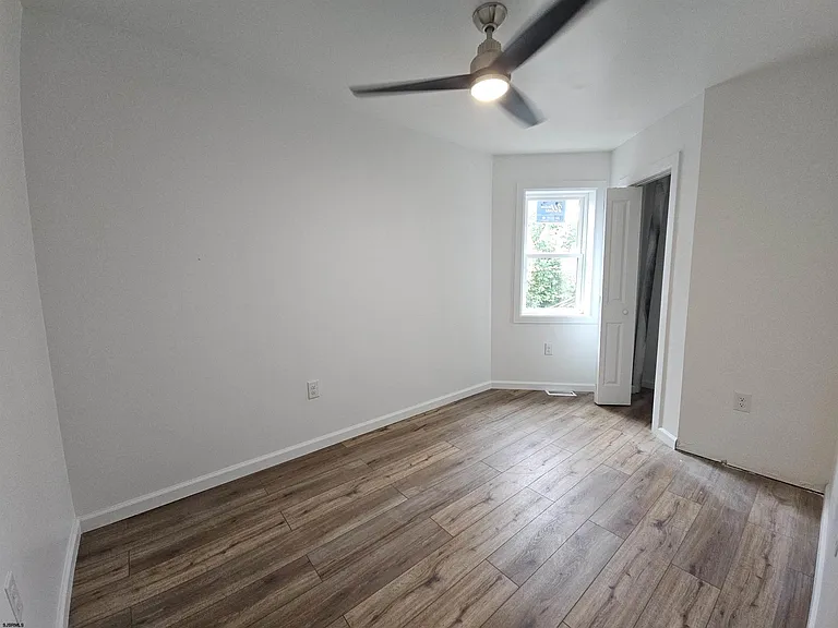 902 Keener Ave — Photo 12