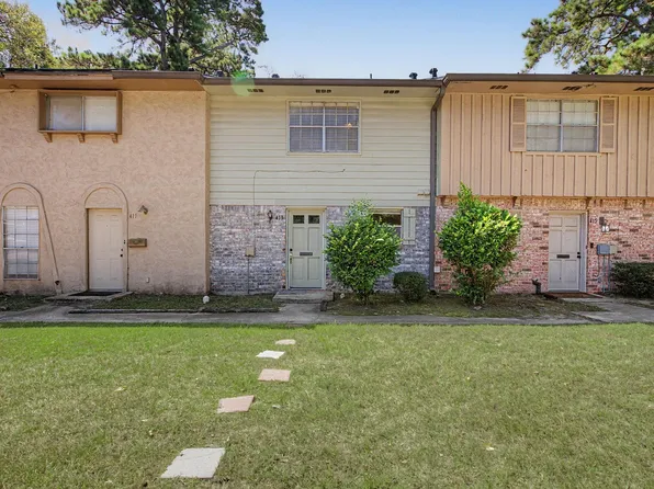 413 W Semands Ave, Conroe, TX 77301