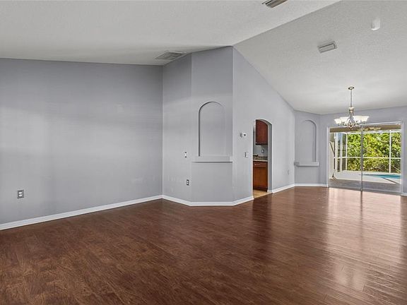 4th image of 10074 Hackensack St
