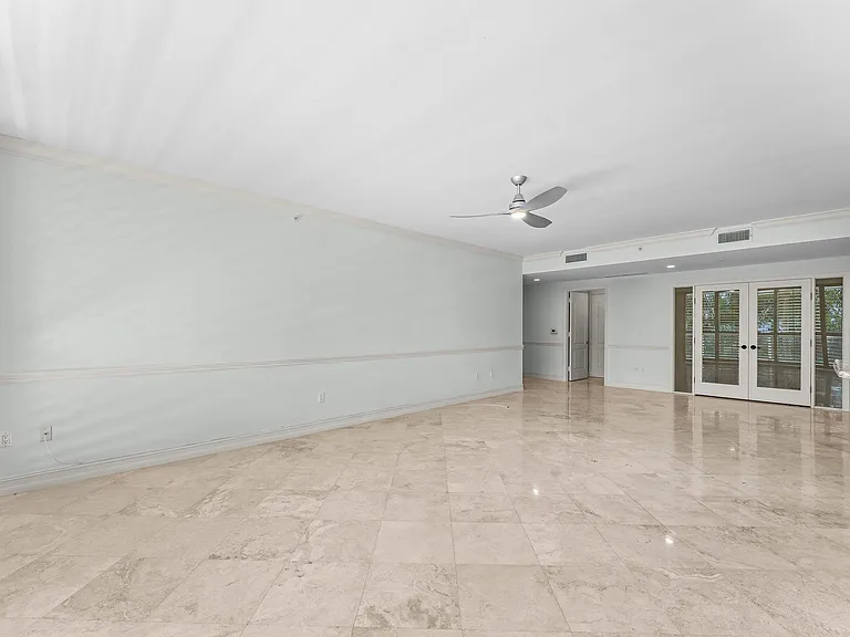 550 SE Mizner Blvd #B501 — Photo 6
