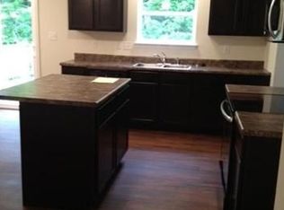 1209 Harmony Lake Dr, Cottleville, MO 63376