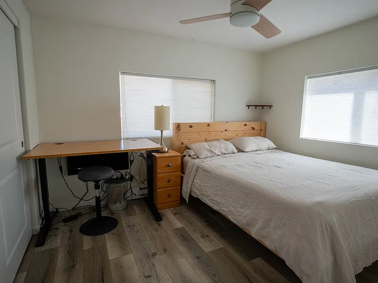 6804 SE 76th Ave — Photo 9