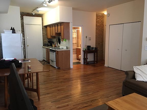 4th image of 1103 N Western Ave #2