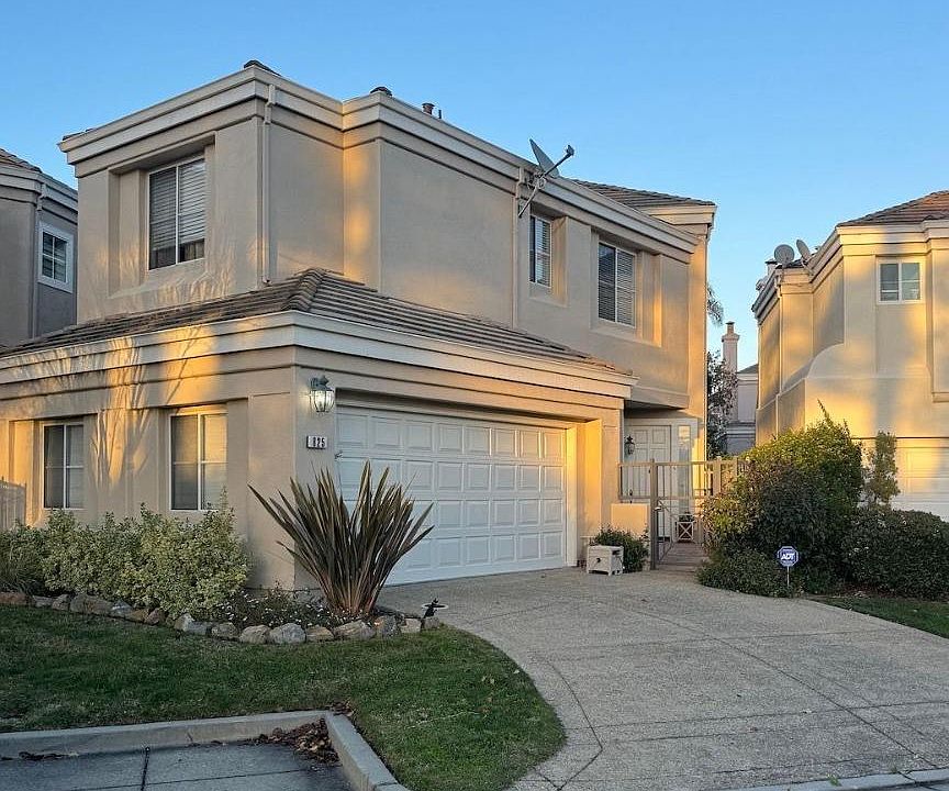 1st image of 825 Corriente Point Dr