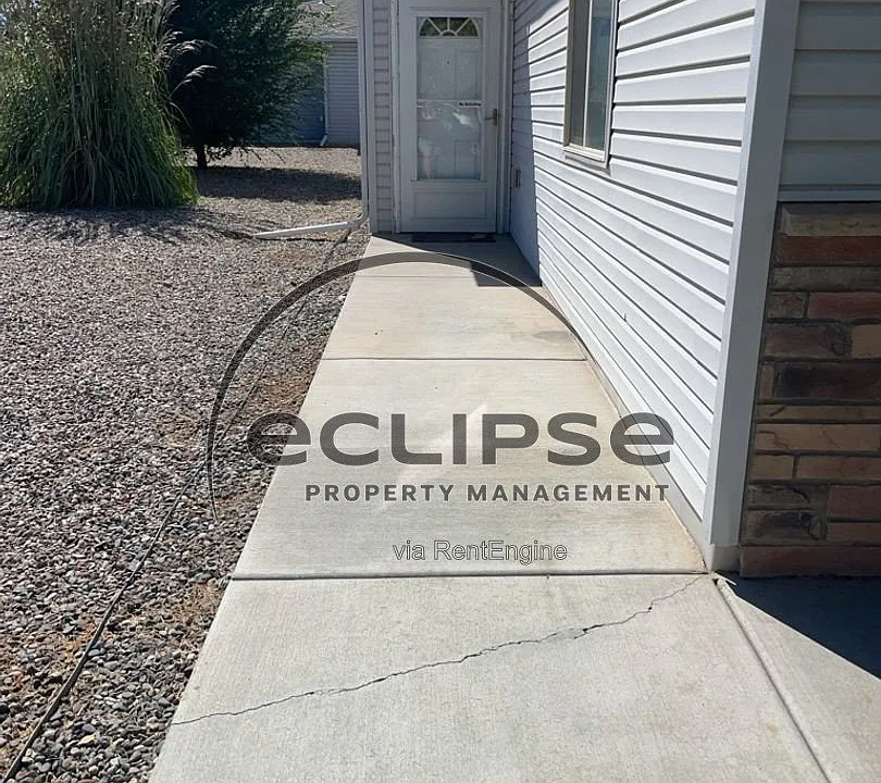 2474 Brookwillow Loop