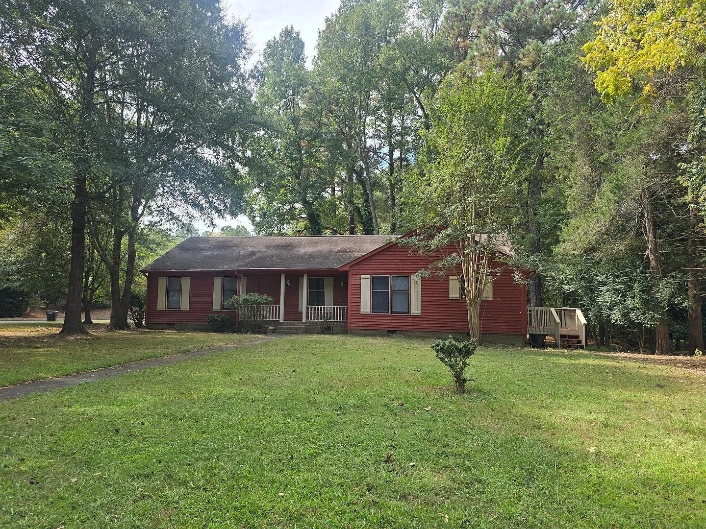 2214 Daley Rd. — Photo 1