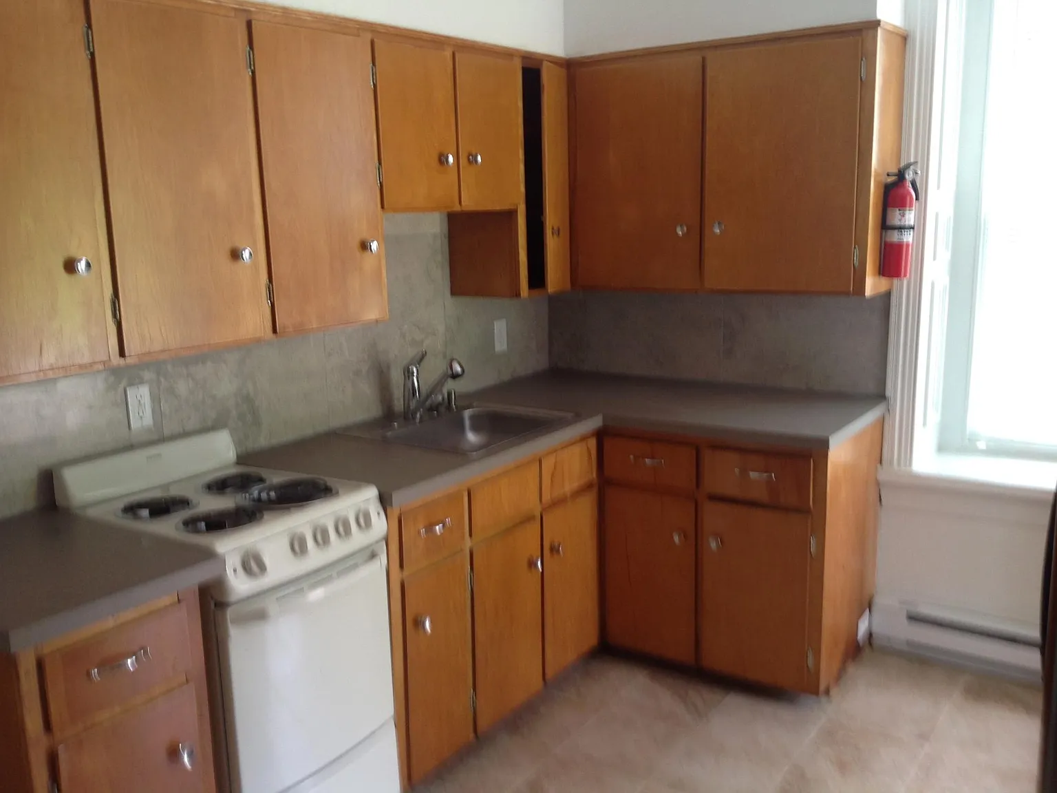 52 N Church St — Photo 4