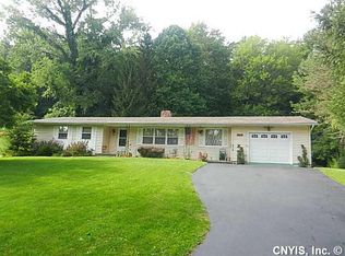 2803 White Birch Ln, Auburn, NY 13021