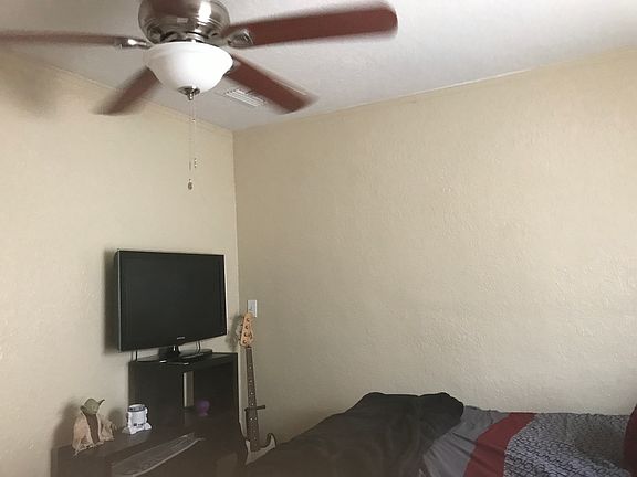 3rd image of 5040 10th Ave S