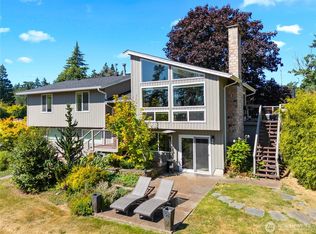 13650 Harbor Ln, Anacortes, WA 98221