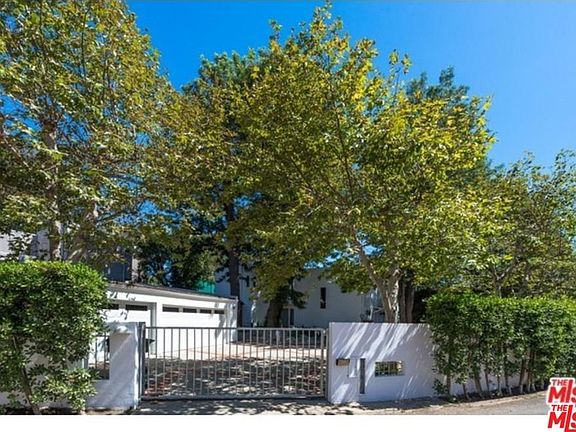 2nd image of 3074 Franklin Canyon Dr