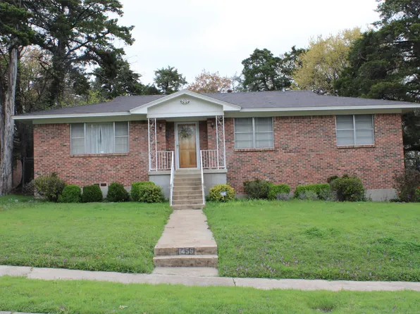 1455 Autumn Leaves Trl, Dallas, TX 75241