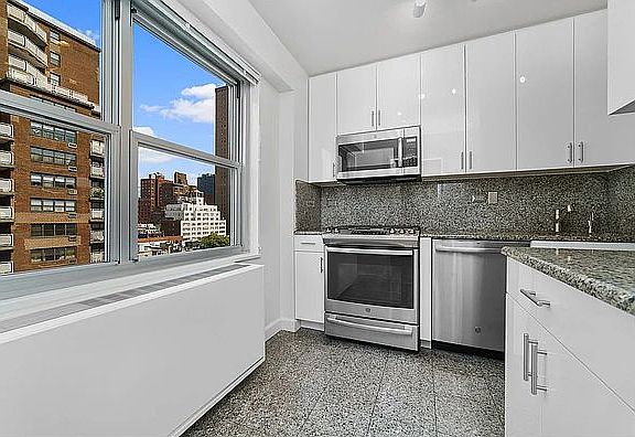 5th image of 1520 York Ave APT 24H