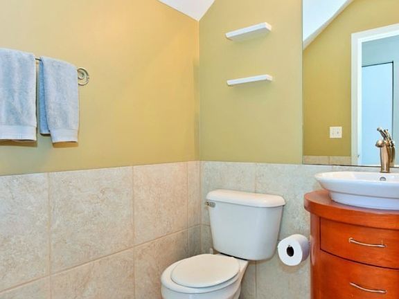 5th image of 215 Dogwood Ct