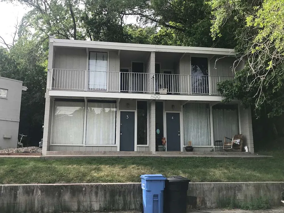899 Canyon Rd #3
