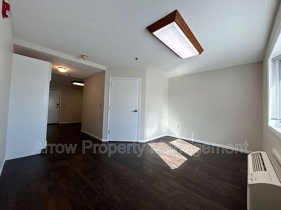 5th image of 150 Poppe Dr #6