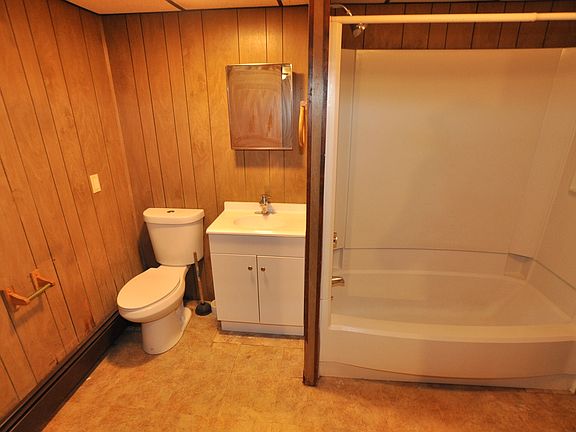 5th image of 13 Pulaski St #E