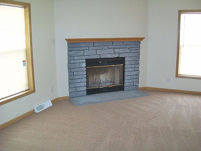 2nd image of 37 Carmell St