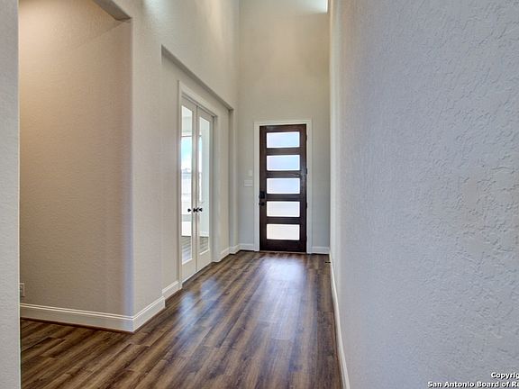 3rd image of 2034 Inkberry Avenue