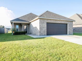 113 Timber Edge Dr, Youngsville, LA 70592