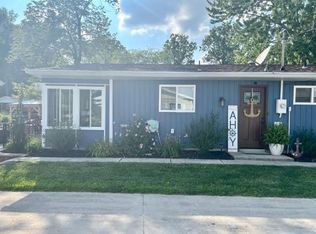 11061 Seminole Shore Dr, Huntsville, OH 43324