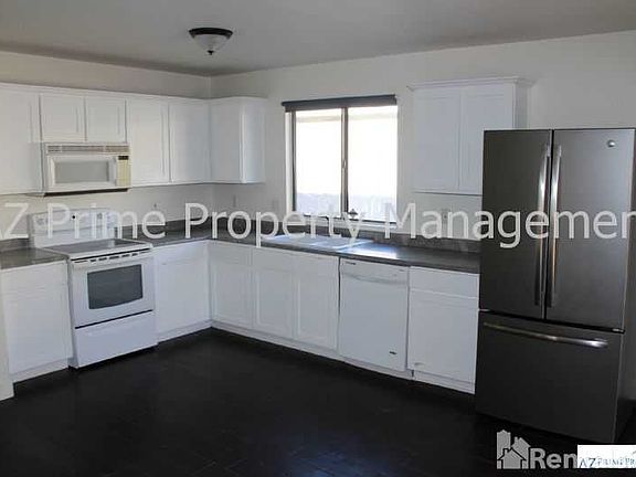 2nd image of 10423 E Azalea Ave