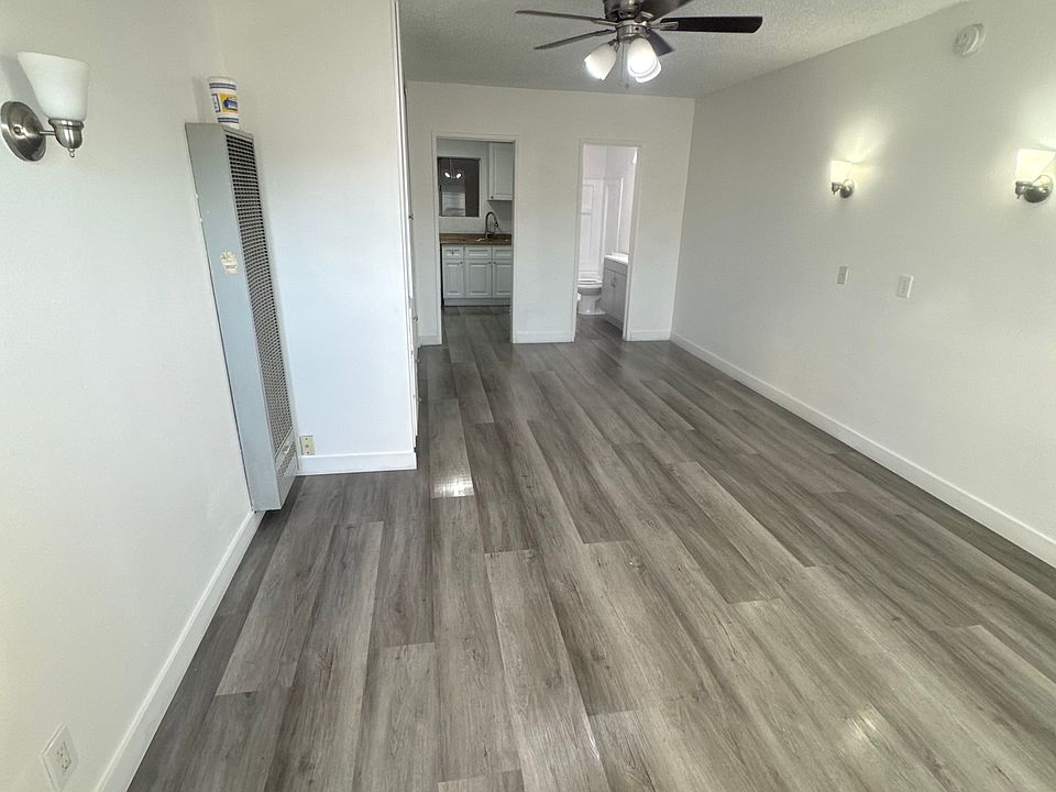 2nd image of 14250 Telegraph Rd APT 6