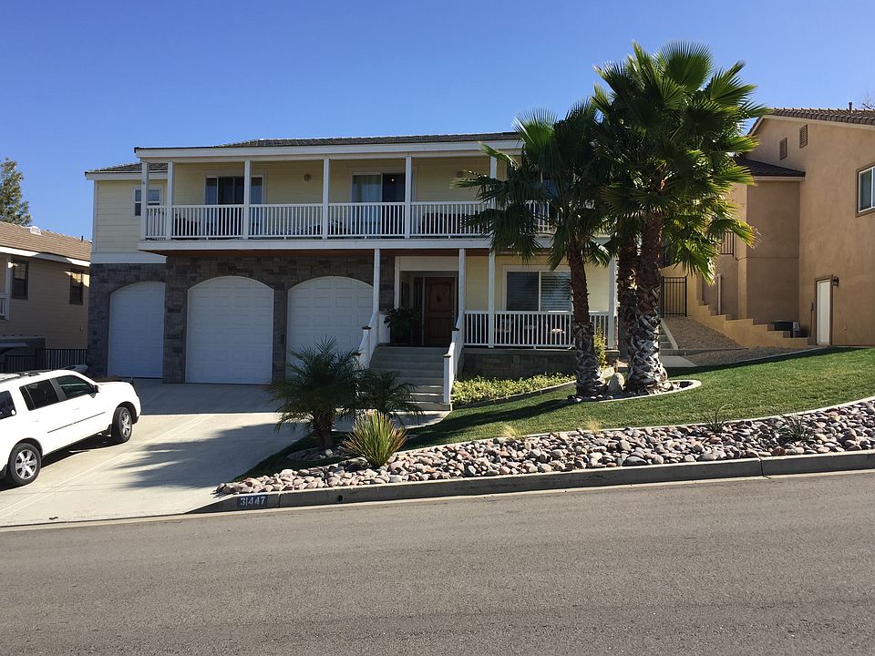 View from Emperor Dr.