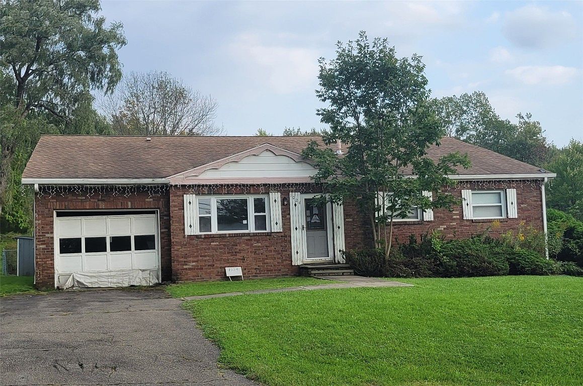 1024 Reynolds Rd, Johnson City, NY 13790 Zillow