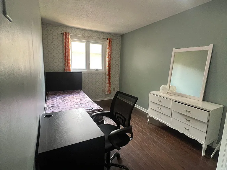 1138 Kipps Ln #10 — Photo 4