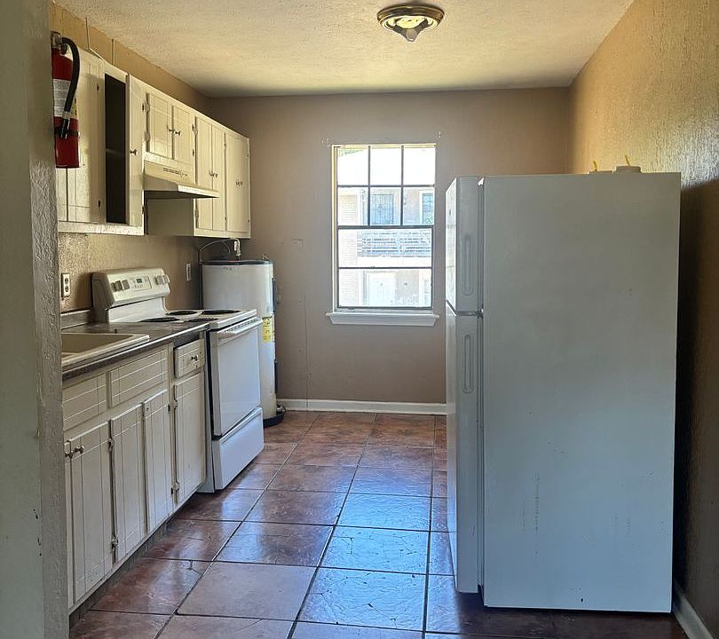 1st image of 4345 W Capitol St #B1
