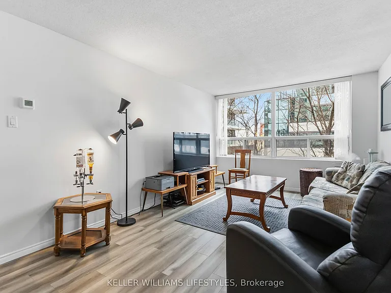 155 Kent St #405 — Photo 9