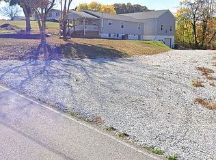 696 Carr Wynn Rd, La Follette, TN 37766