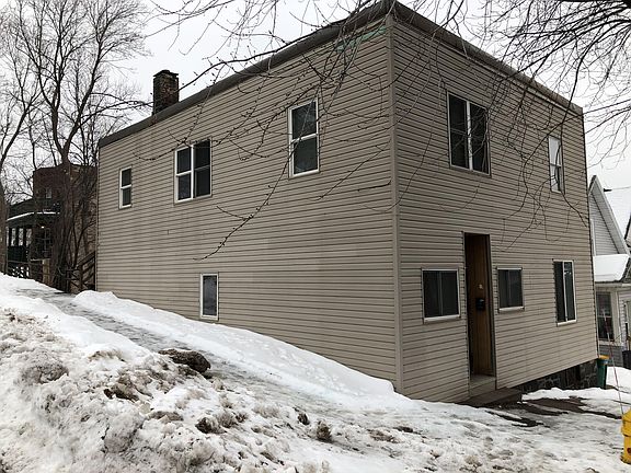 4th image of 230 N 20th Ave W #2